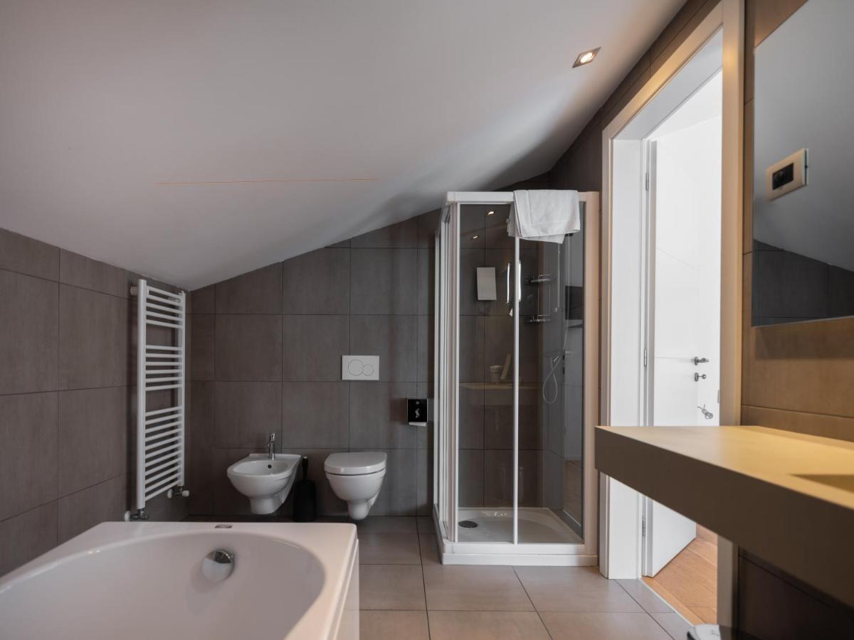 Heart Of Trento Loft & Rooms Buitenkant foto