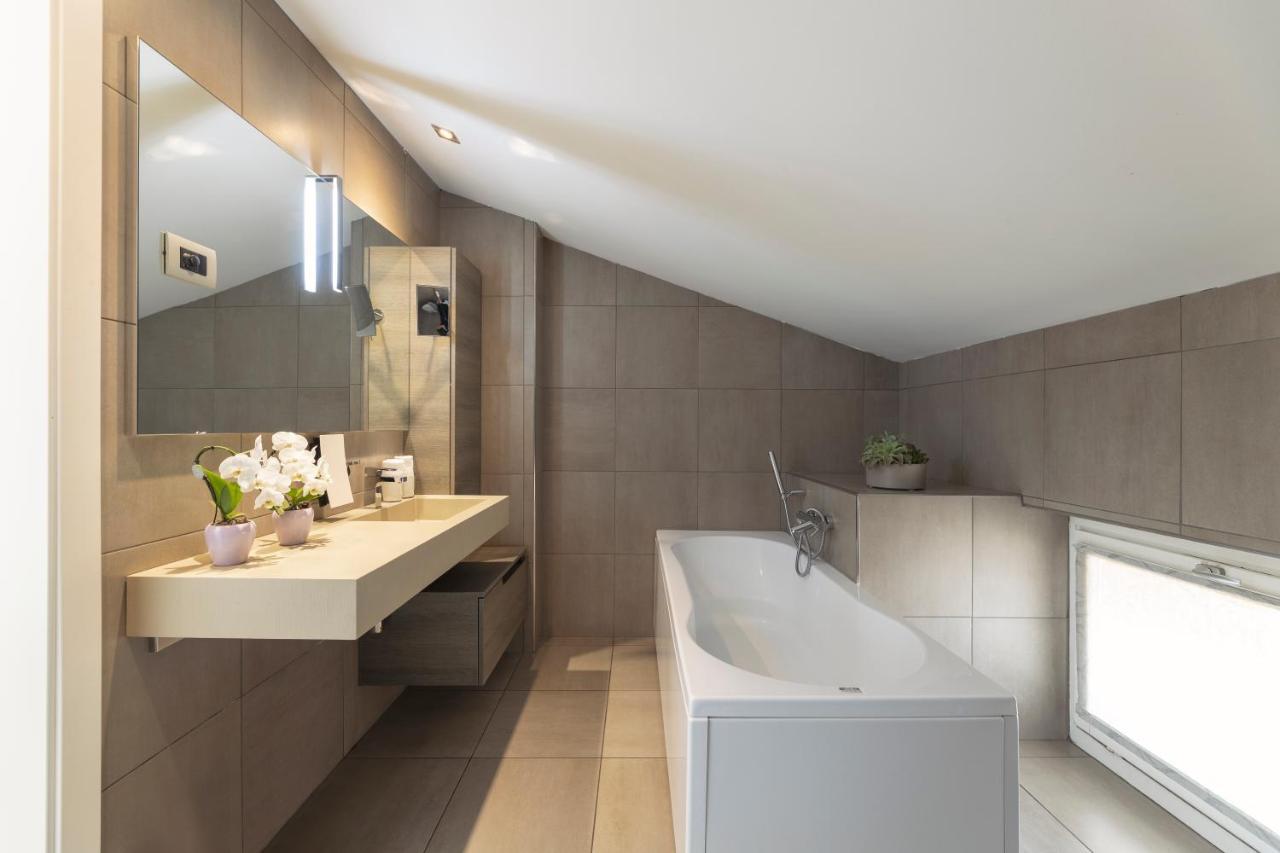 Heart Of Trento Loft & Rooms Buitenkant foto