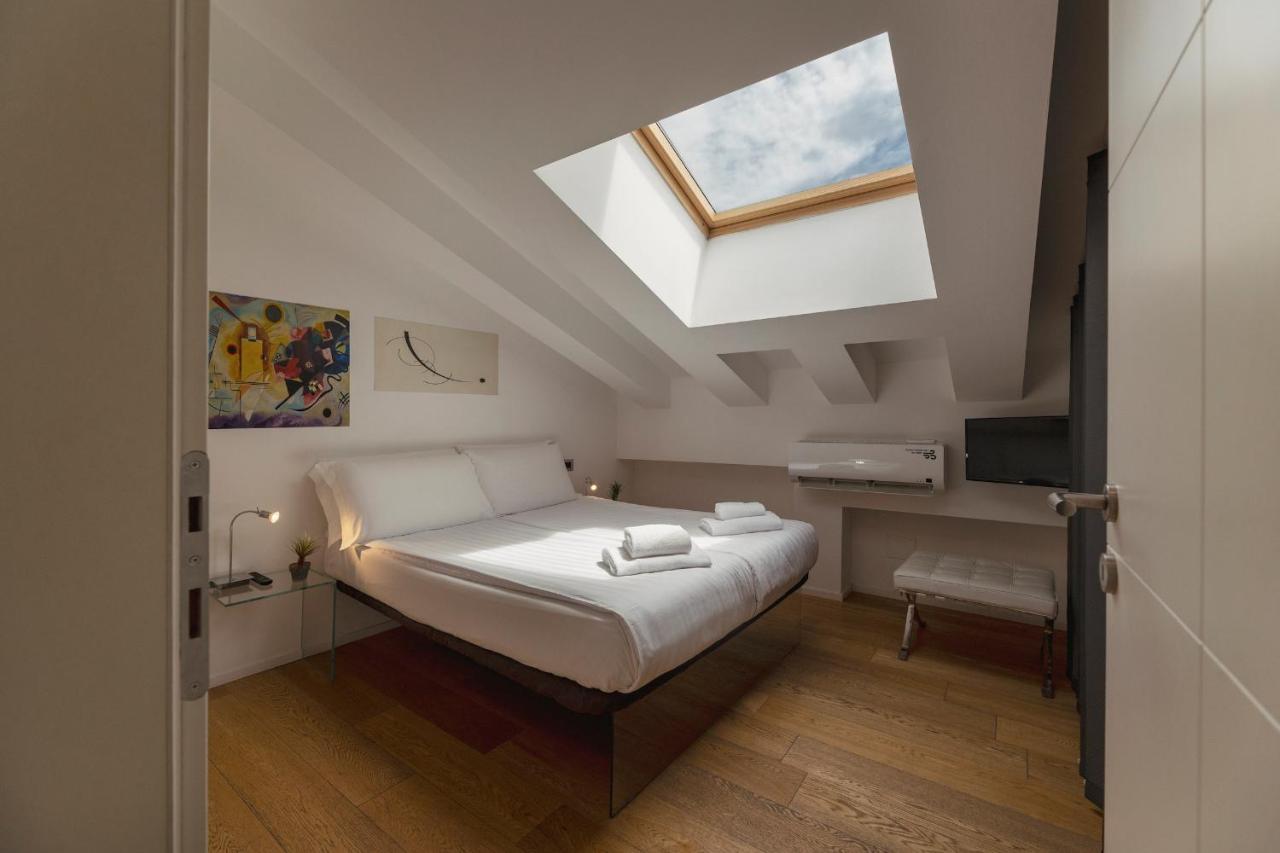 Heart Of Trento Loft & Rooms Buitenkant foto